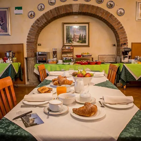 帕特力阿奇酒店 3* 阿奎莱亚