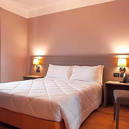 Hotel Patriarchi 3*