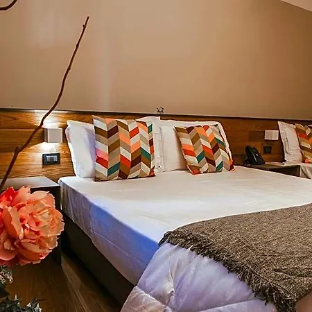 Hotel Patriarchi 3*
